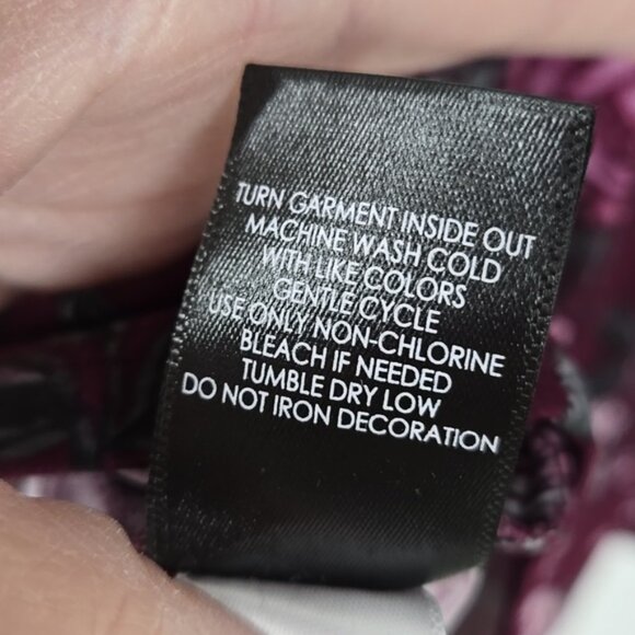 Torrid Blouse Size 3X - Picture 7 of 9